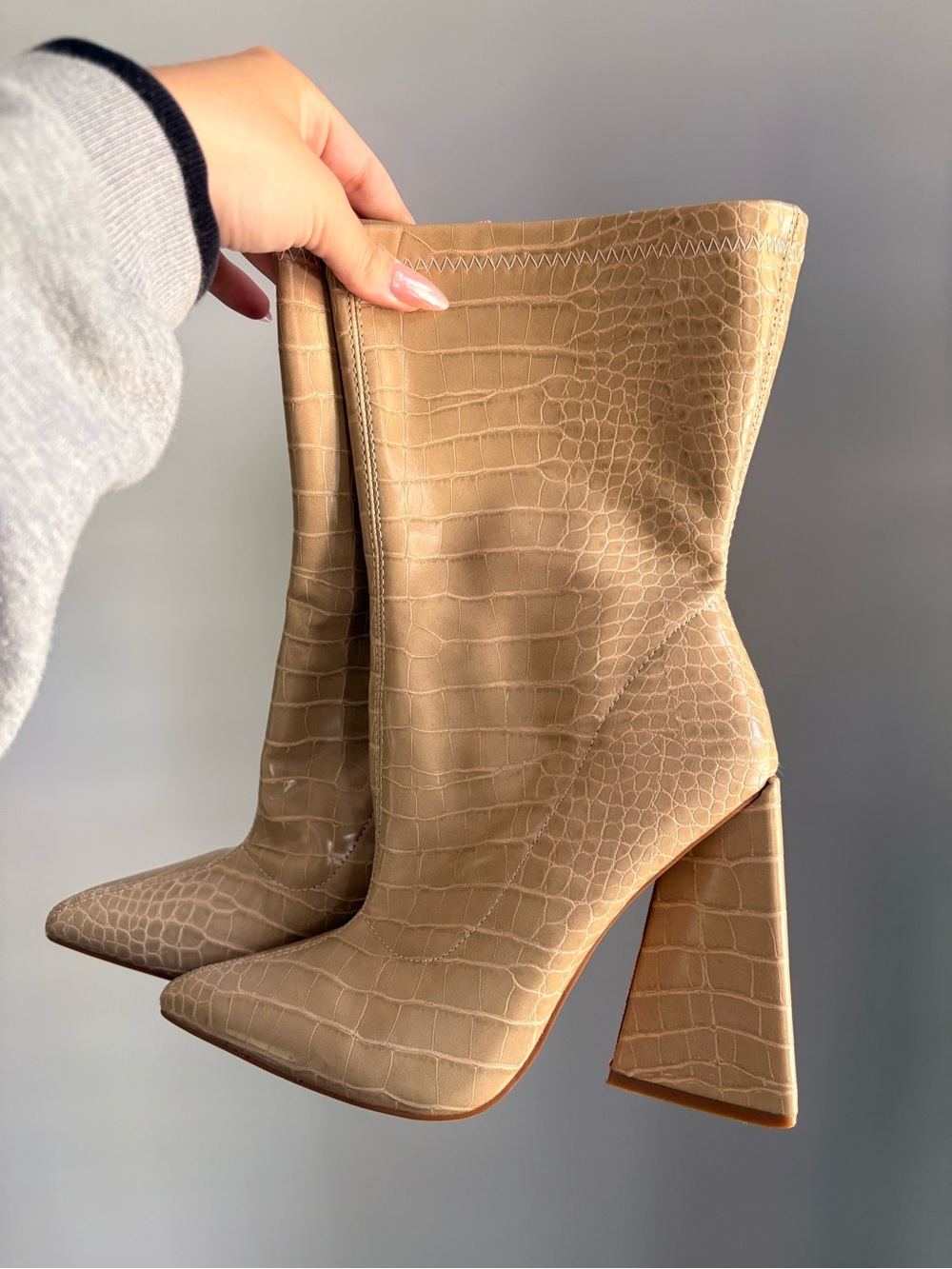Women’s Tall Croc-Embossed Pointed Toe Block Heel Boots - Beige